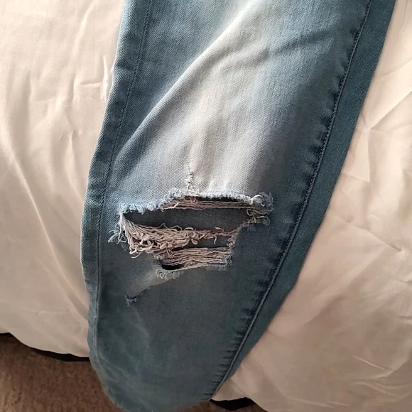 💙 EUC American Eagle Ladie's Next Level Stretch Curvy Highest Rise Jeggings, 4R - Picture 12 of 14